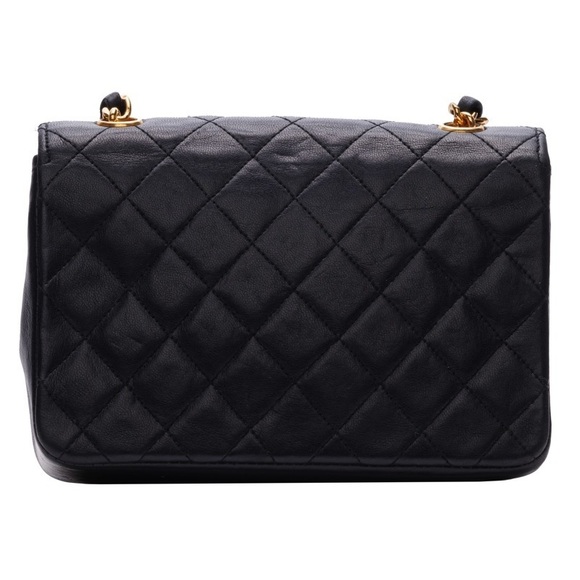 Chanel Mini Matelasse Circle Coco Turnlock Chain Lambskin Black - Picture 2 of 7